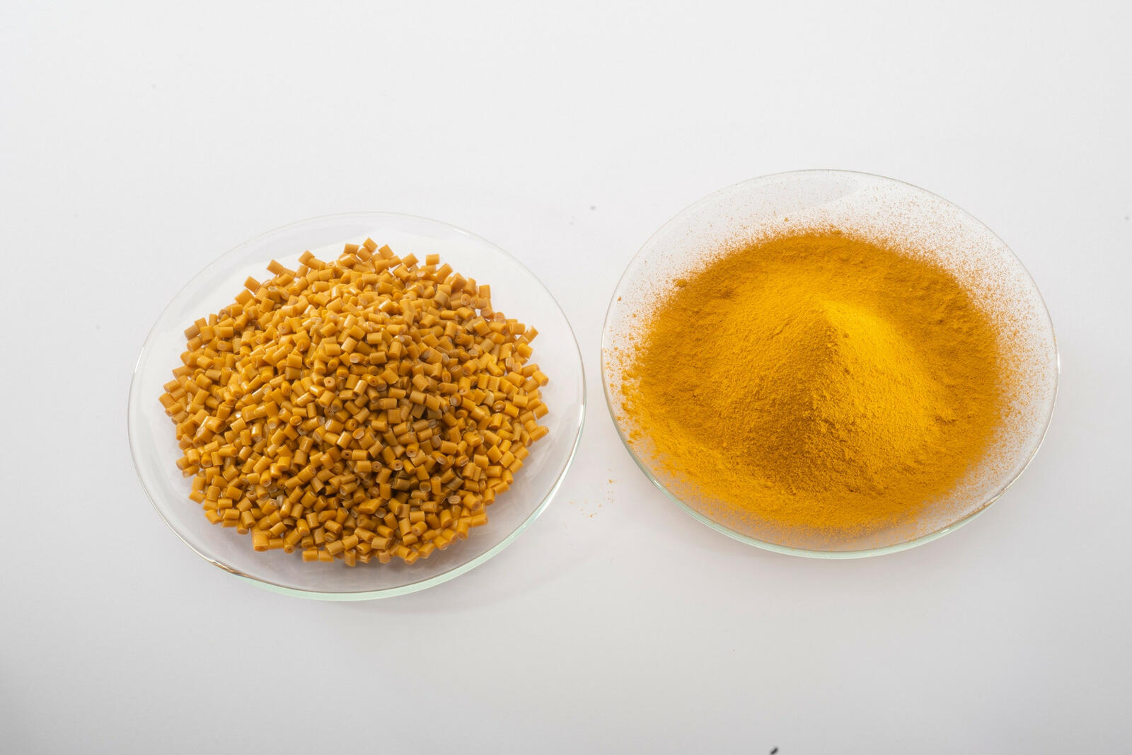Gelbpigmente der Marke Colortherm von Lanxess gewährleisten eine gute Farbperformance auch bei höchsten Herstellungstemperaturen.