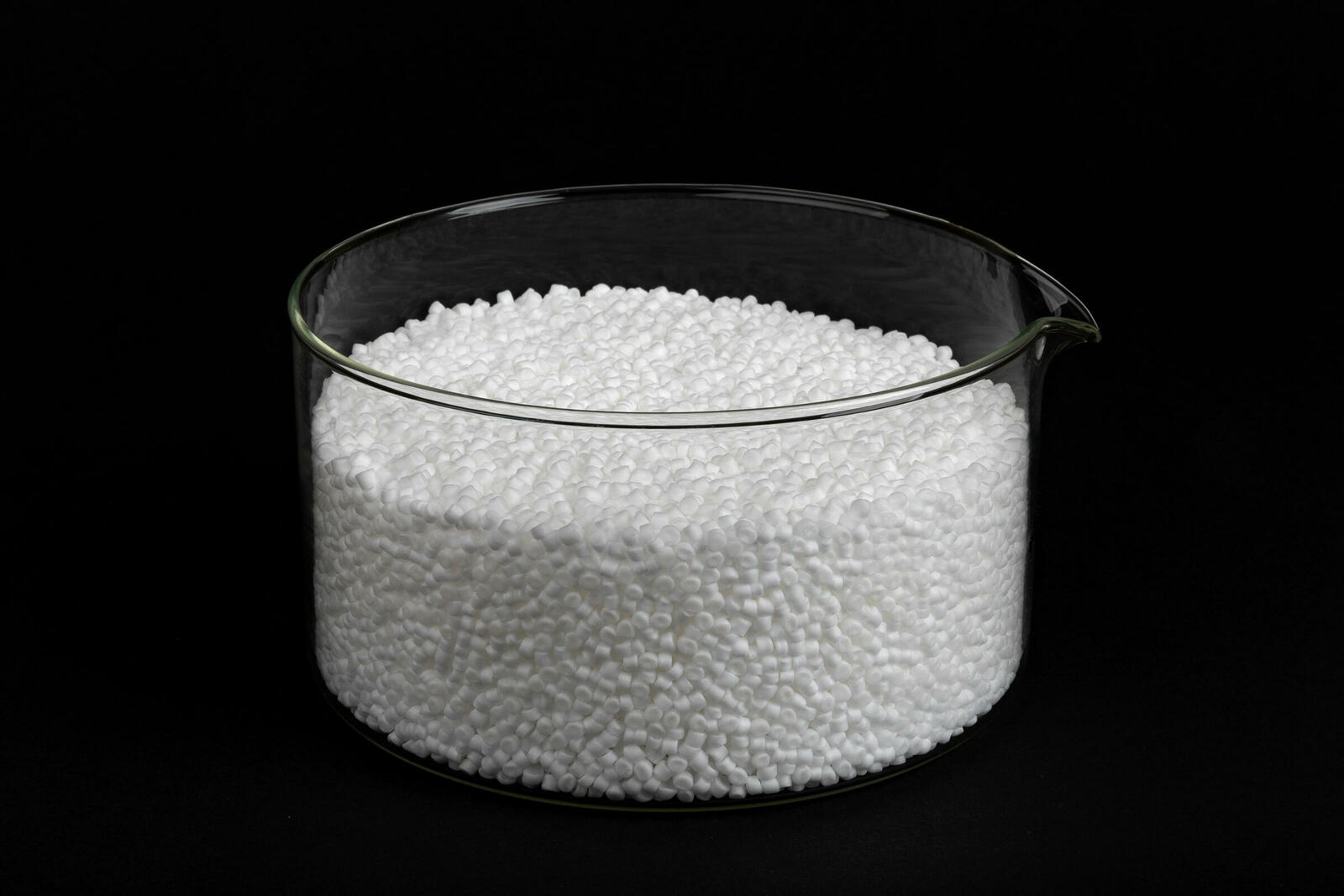 Silikonbasiertes Additiv-Masterbatch als Prozesshilfsmittel für die Verarbeitung von Polyethylen. 