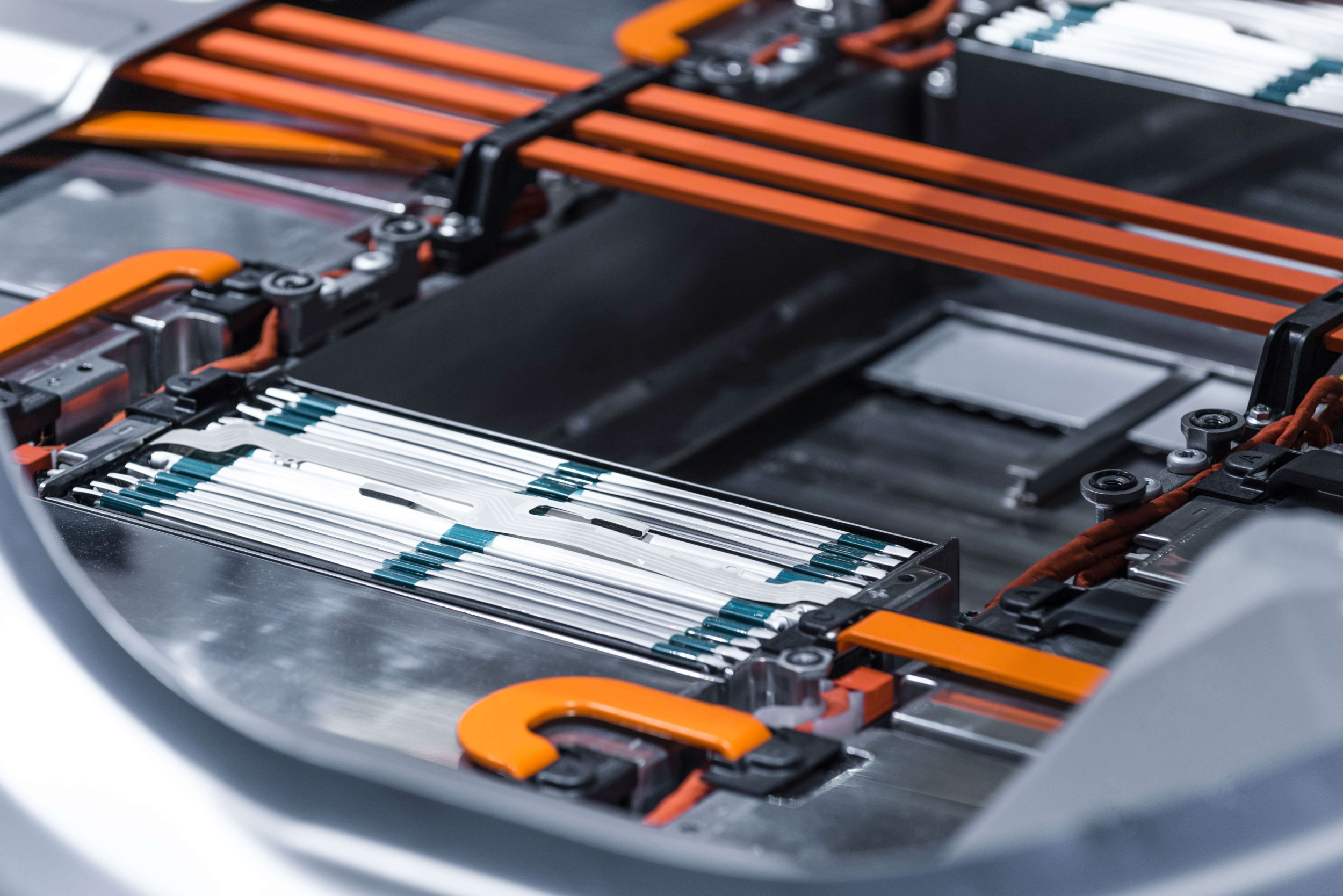 Neue Hochleistungspolymere von Solvay können bei Elektrofahrzeugen und Batterien mehr Leistungsfähigkeit mit Nachhaltigkeit verbinden.